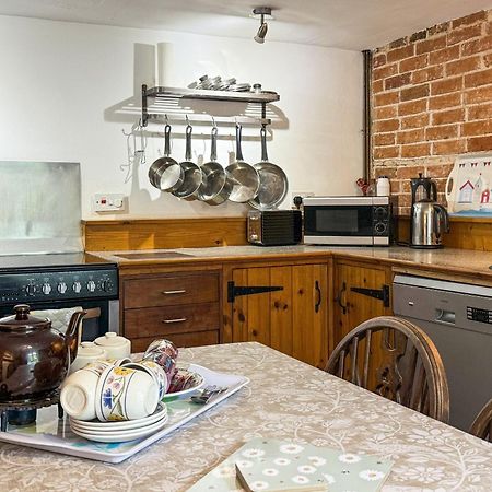 Blacksmiths Cottages Stiffkey Екстер'єр фото