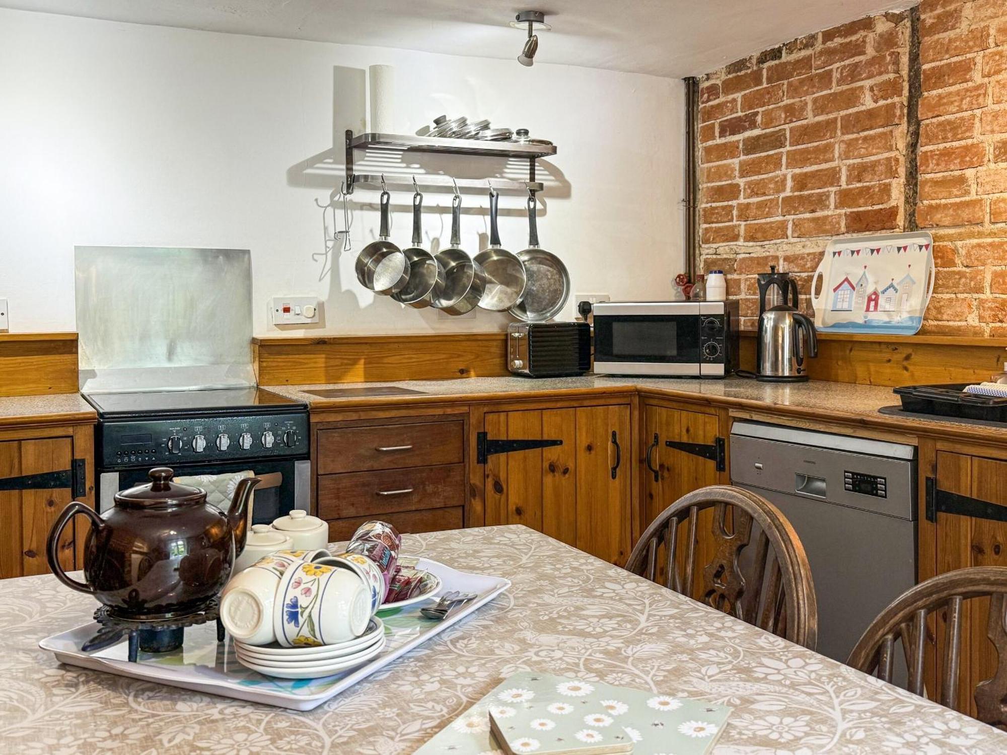 Blacksmiths Cottages Stiffkey Екстер'єр фото